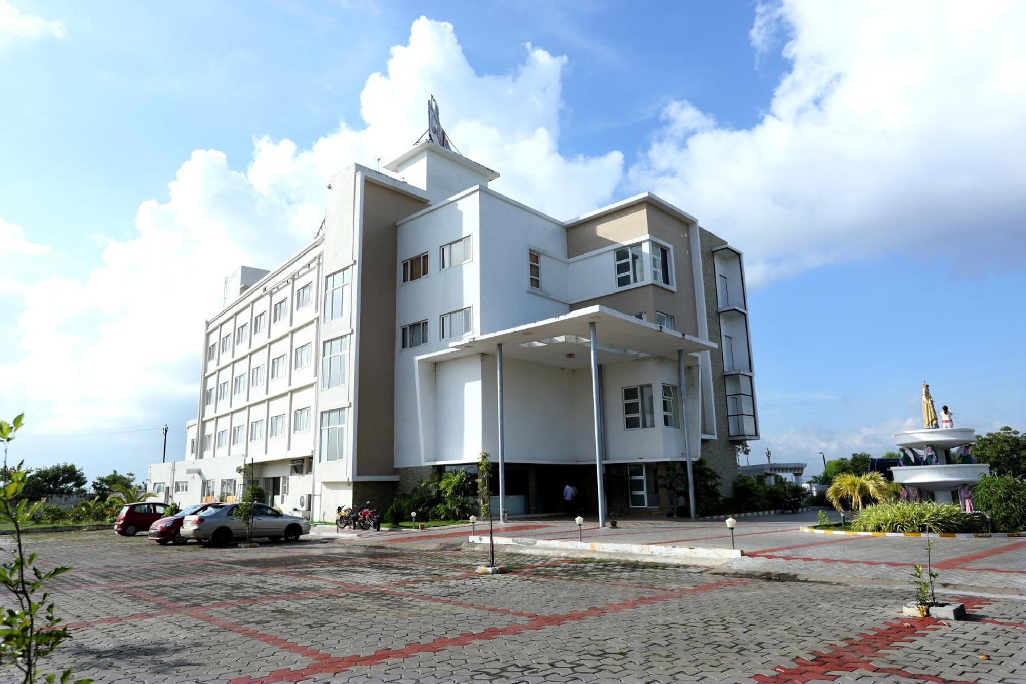 Hotel Queens Inn Velankanni Exterior photo