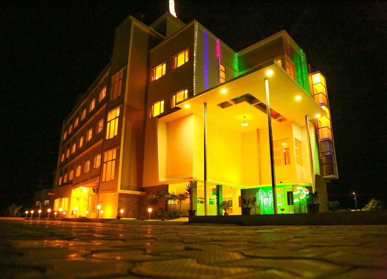 Hotel Queens Inn Velankanni Exterior photo