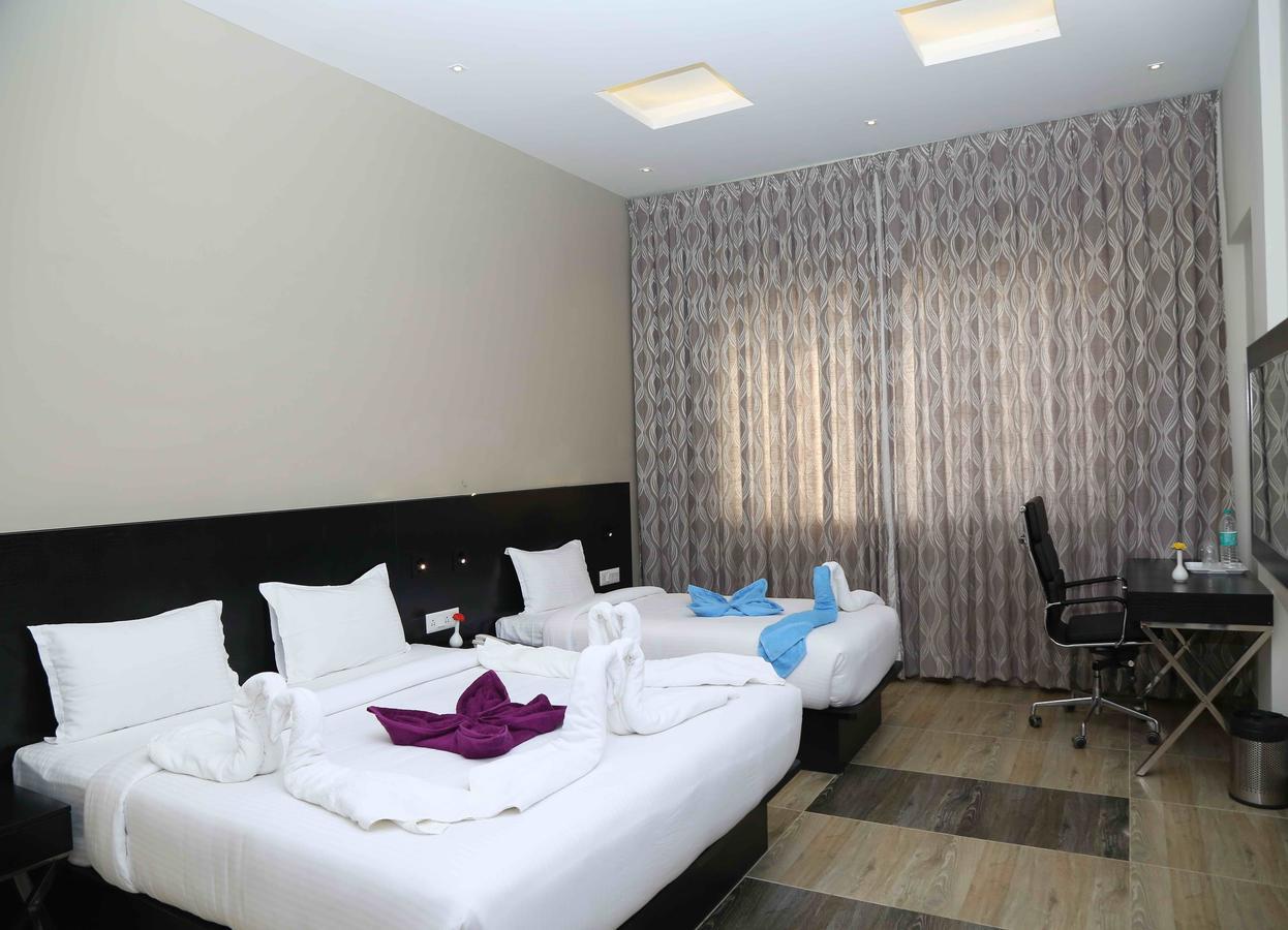 Hotel Queens Inn Velankanni Exterior photo