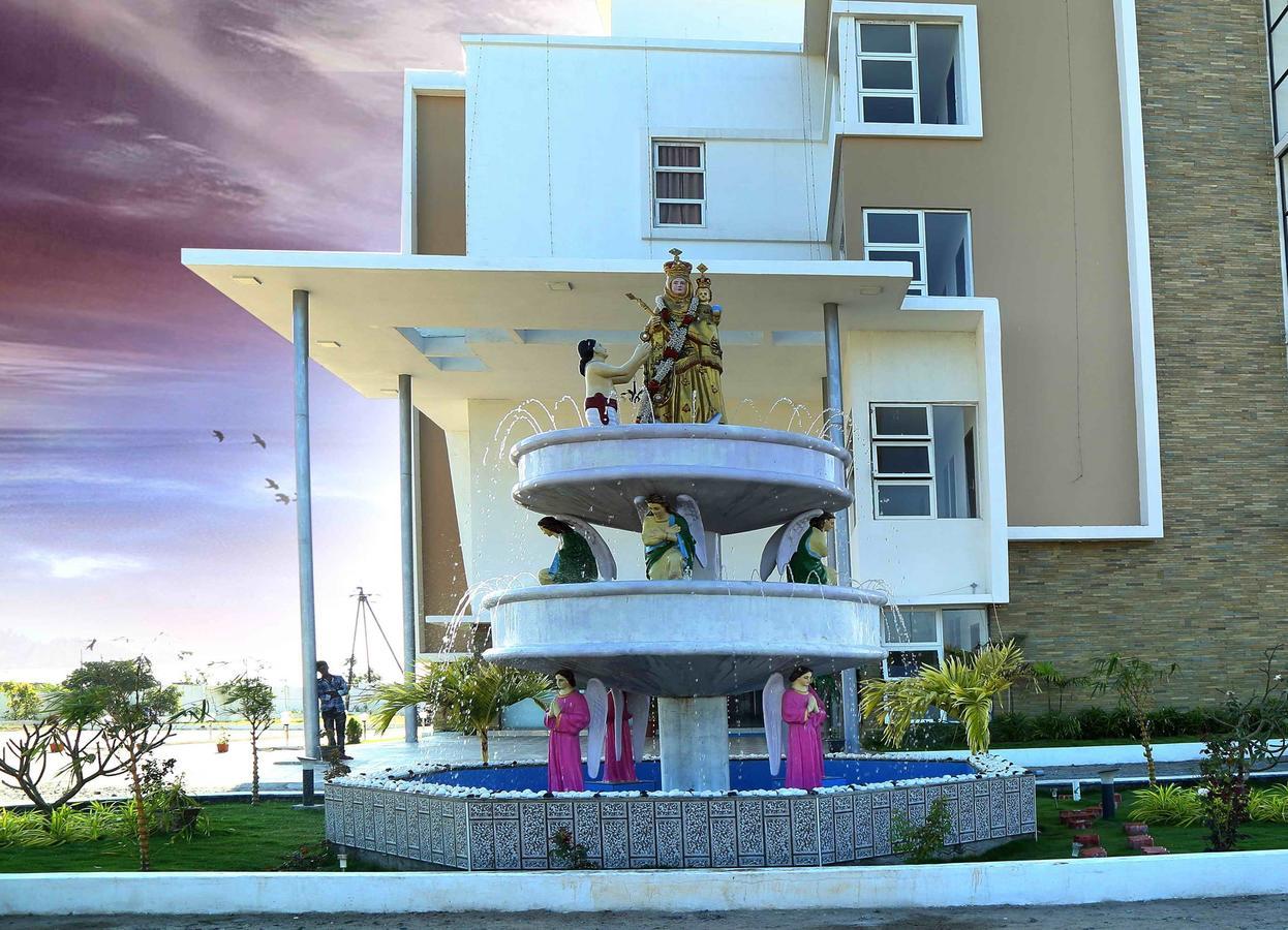Hotel Queens Inn Velankanni Exterior photo